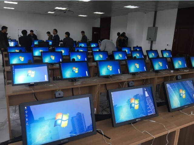 蘇州園區(qū)車管所考試機(jī)27臺(tái)、學(xué)習(xí)機(jī)48臺(tái)、排隊(duì)叫號(hào)系統(tǒng)